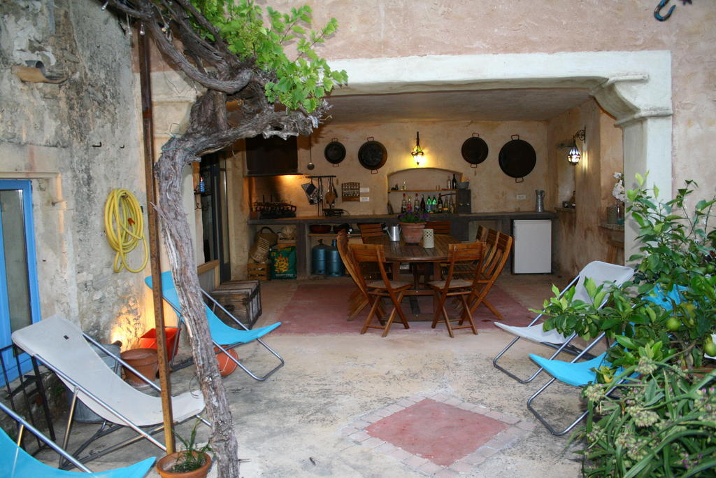 La Salamandre Bleue Villa Chantemerle-lès-Grignan Exterior photo