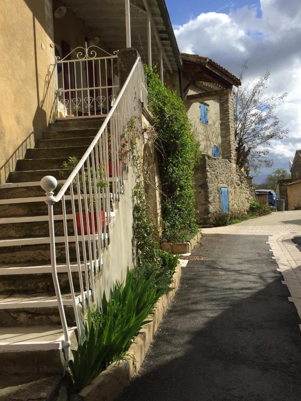 La Salamandre Bleue Villa Chantemerle-lès-Grignan Exterior photo